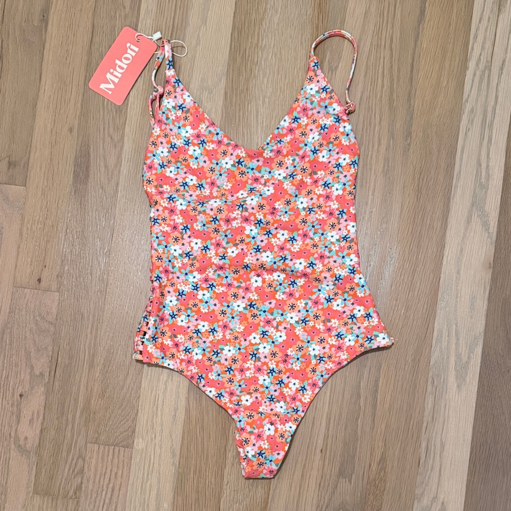 Midori Mahina one piece